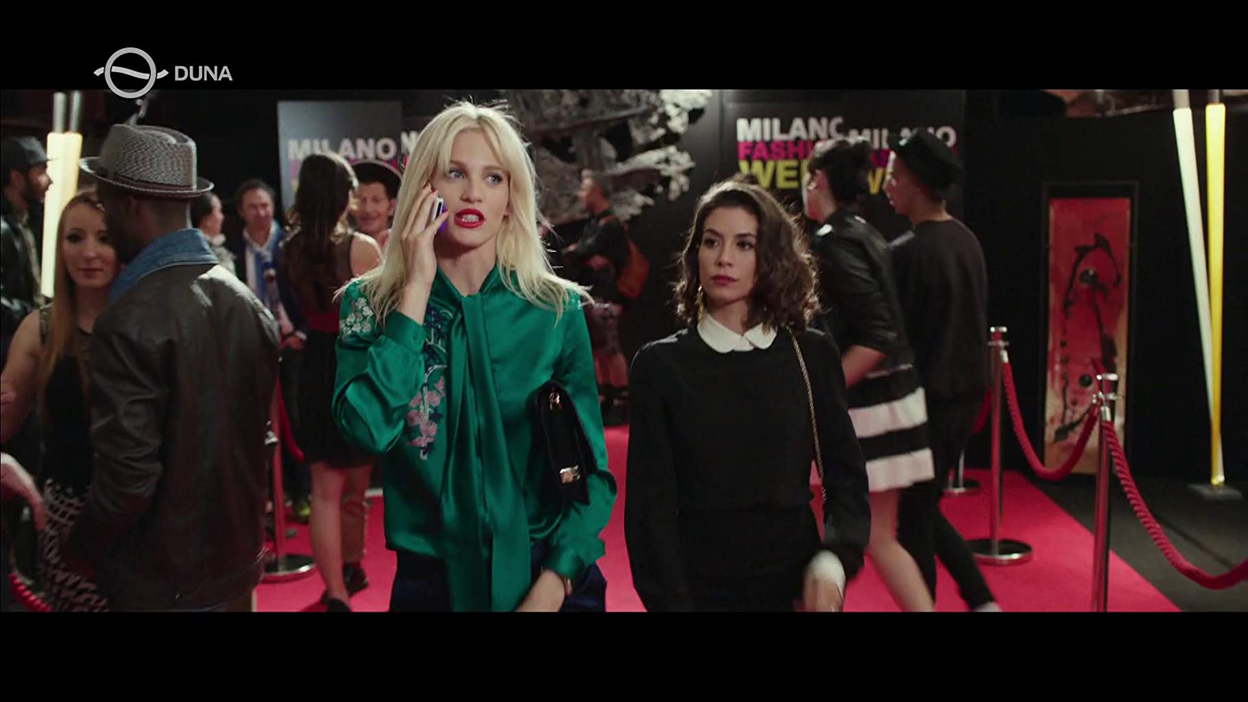 Фото - : 1820x1024 / 105 Кб