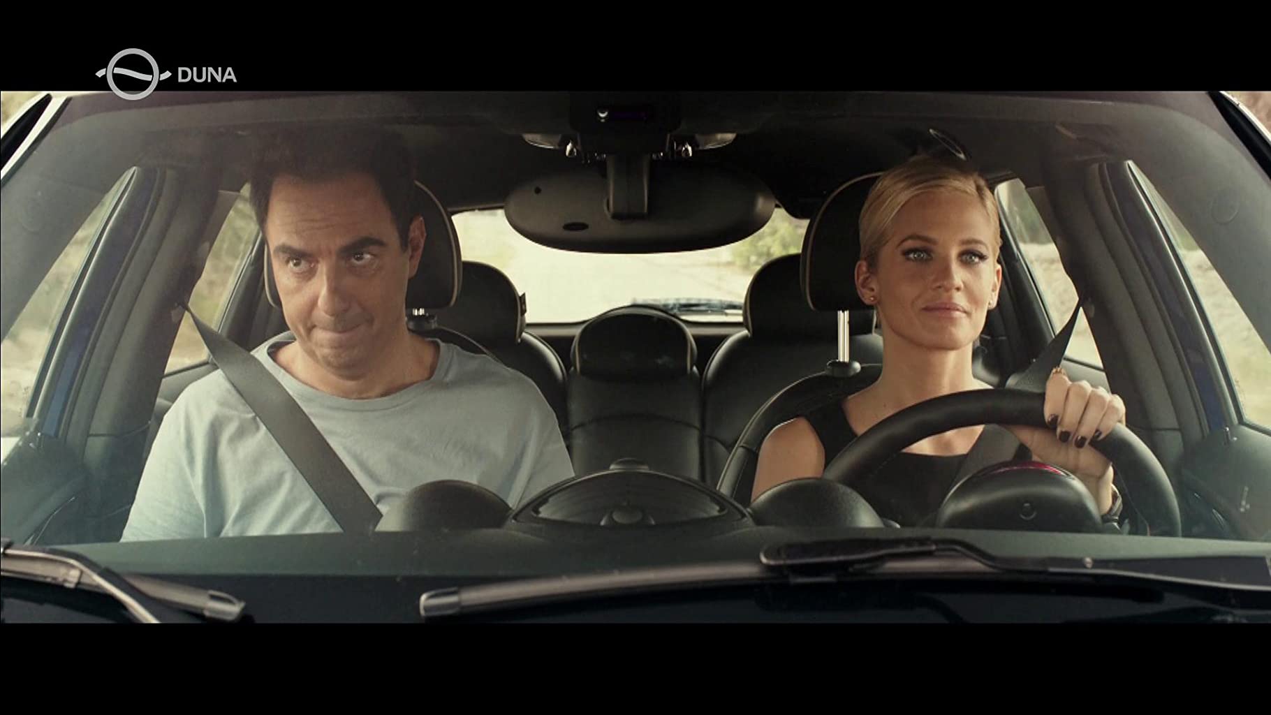 Фото - : 1820x1024 / 99 Кб