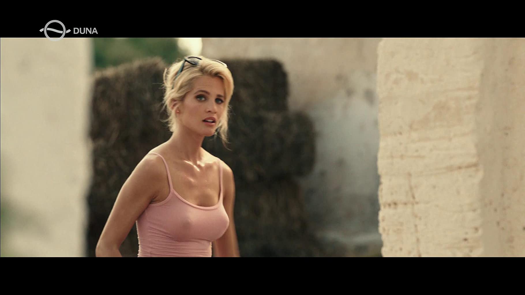 Фото - : 1820x1024 / 63 Кб