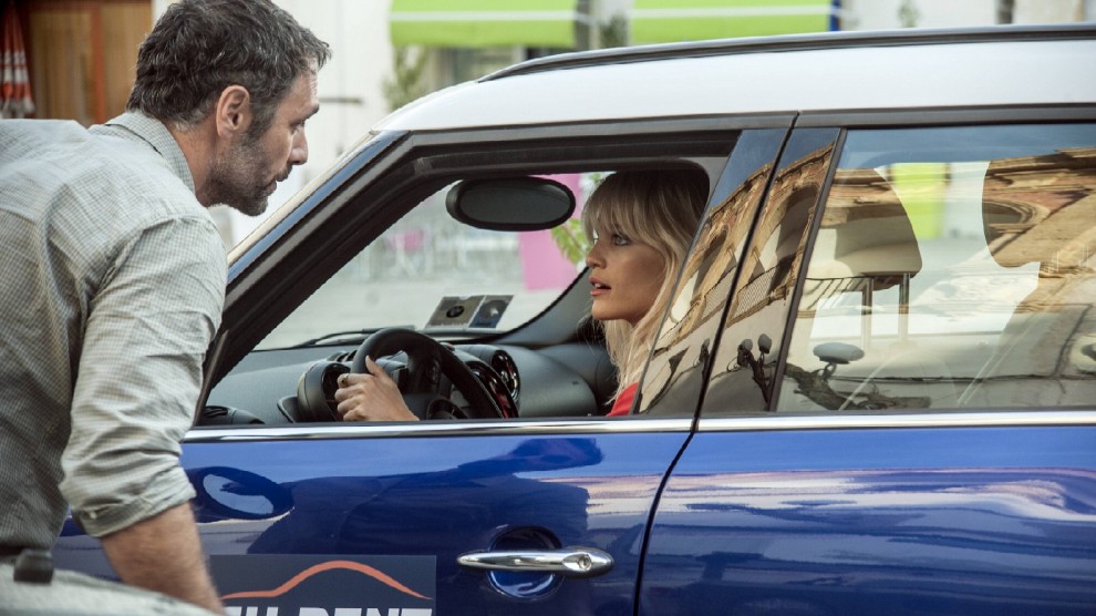 Фото - : 990x556 / 132 Кб