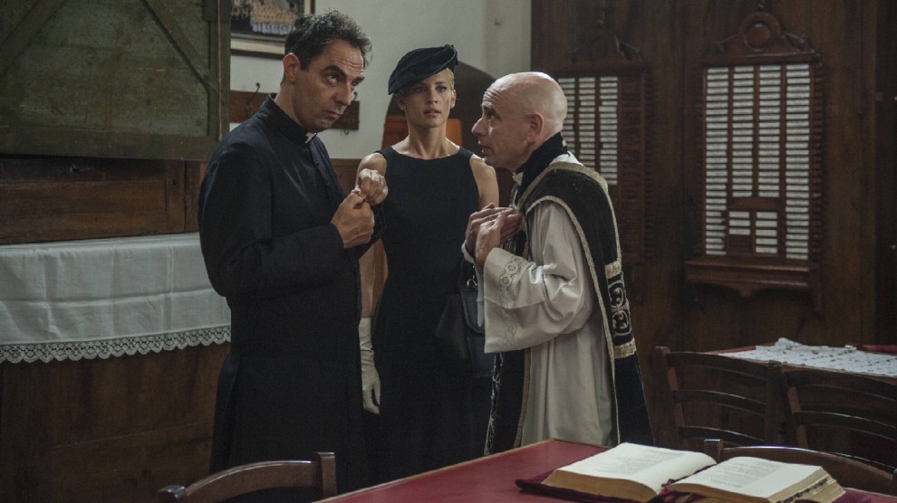 Фото - : 990x556 / 107 Кб