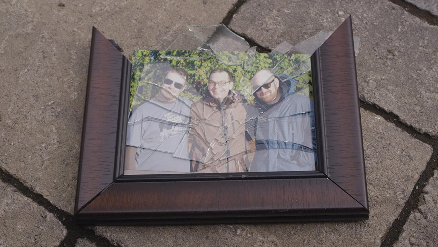 Фото - : 1811x1024 / 194 Кб