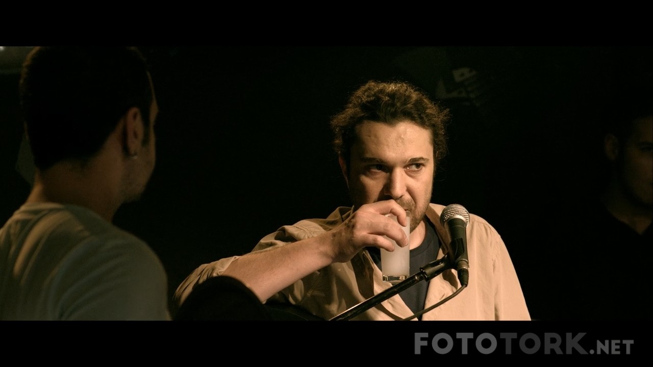 Фото - : 1280x720 / 87 Кб