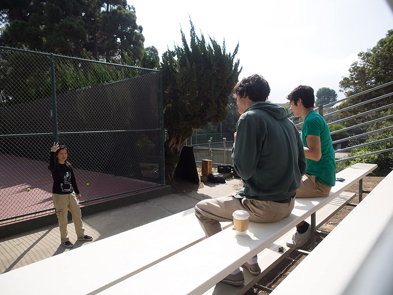 Фото - : 1365x1024 / 199 Кб