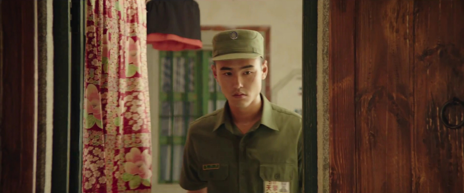 Фото - : 1600x666 / 764 Кб