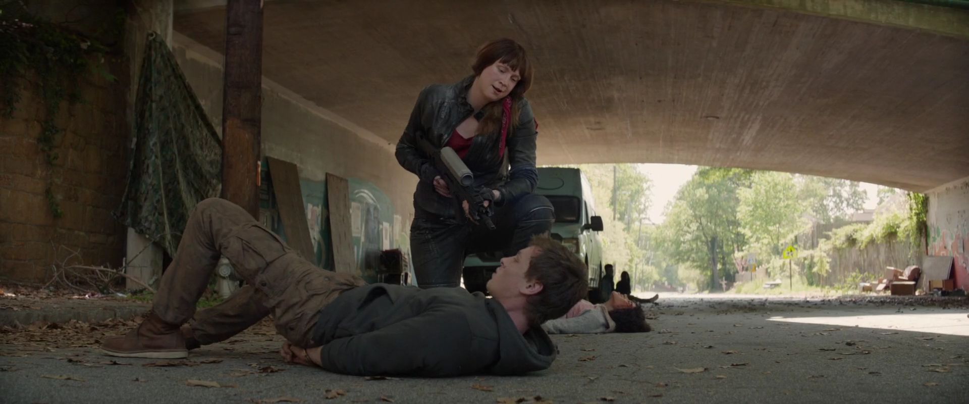 Фото - Темные отражения: 1920x800 / 148 Кб