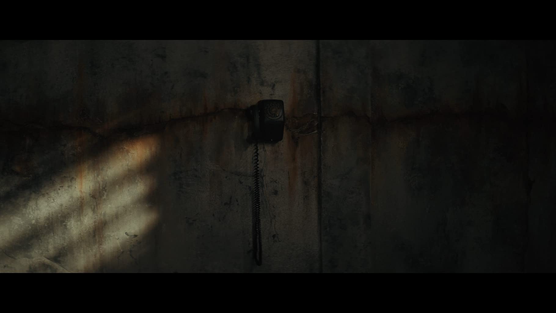 Фото - Черный телефон: 1820x1024 / 50 Кб