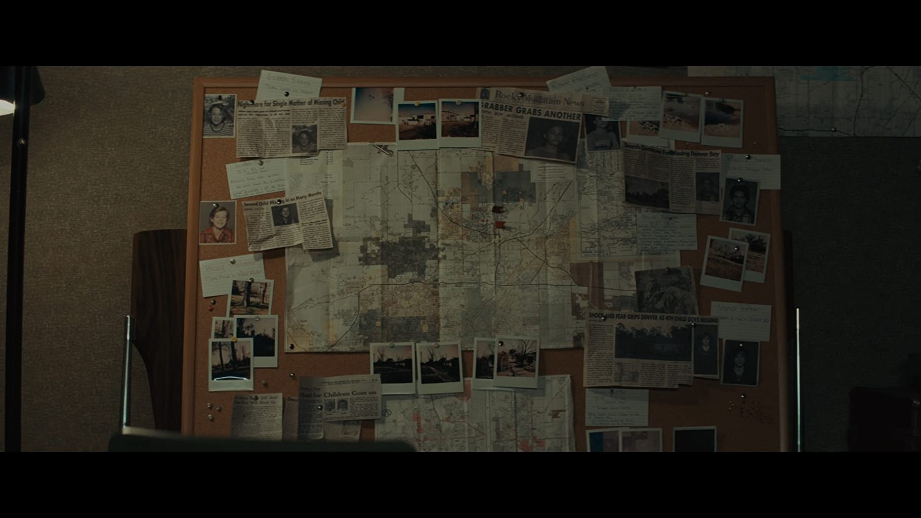 Фото - Черный телефон: 1820x1024 / 107 Кб