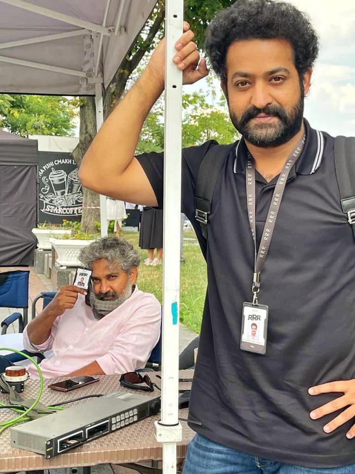 Фото - RRR: Рядом ревет революция: 720x960 / 86 Кб