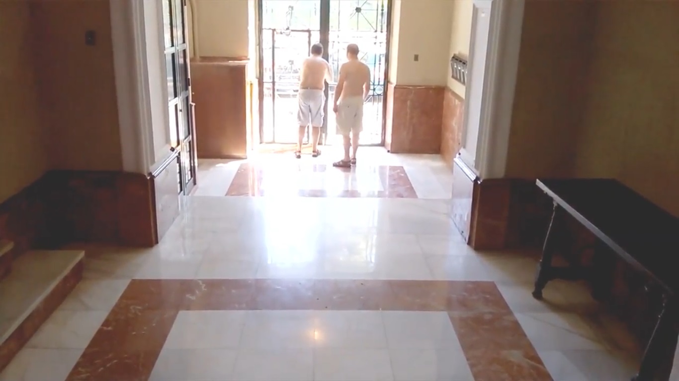 Фото - : 1366x768 / 135 Кб