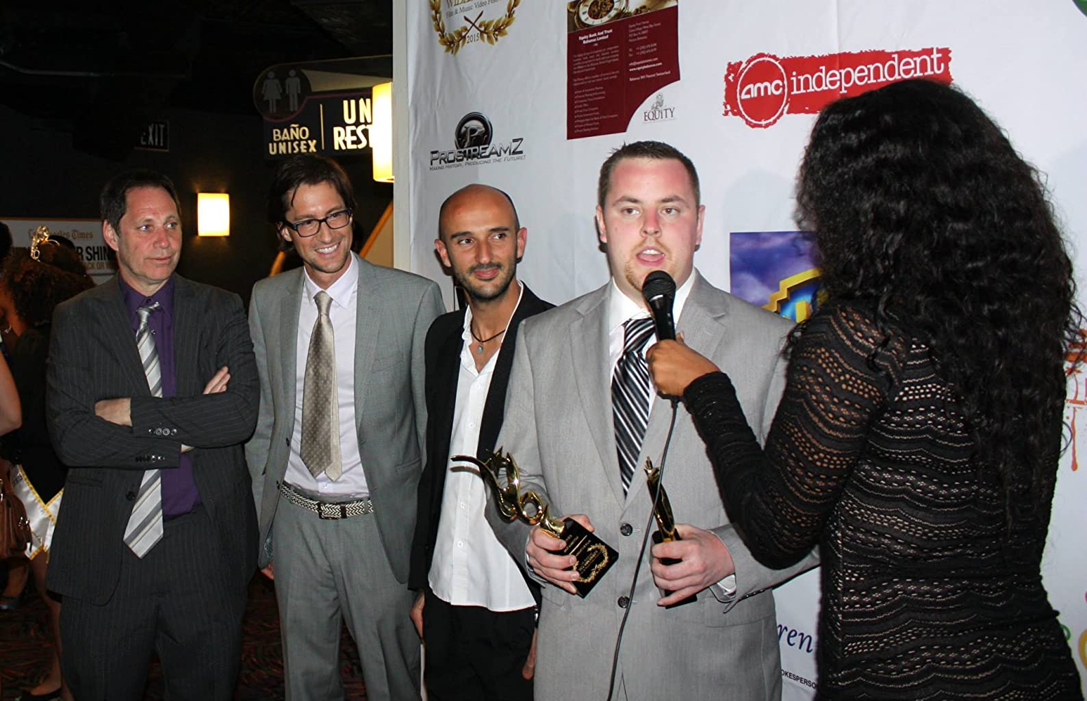 Фото - : 1588x1024 / 167 Кб