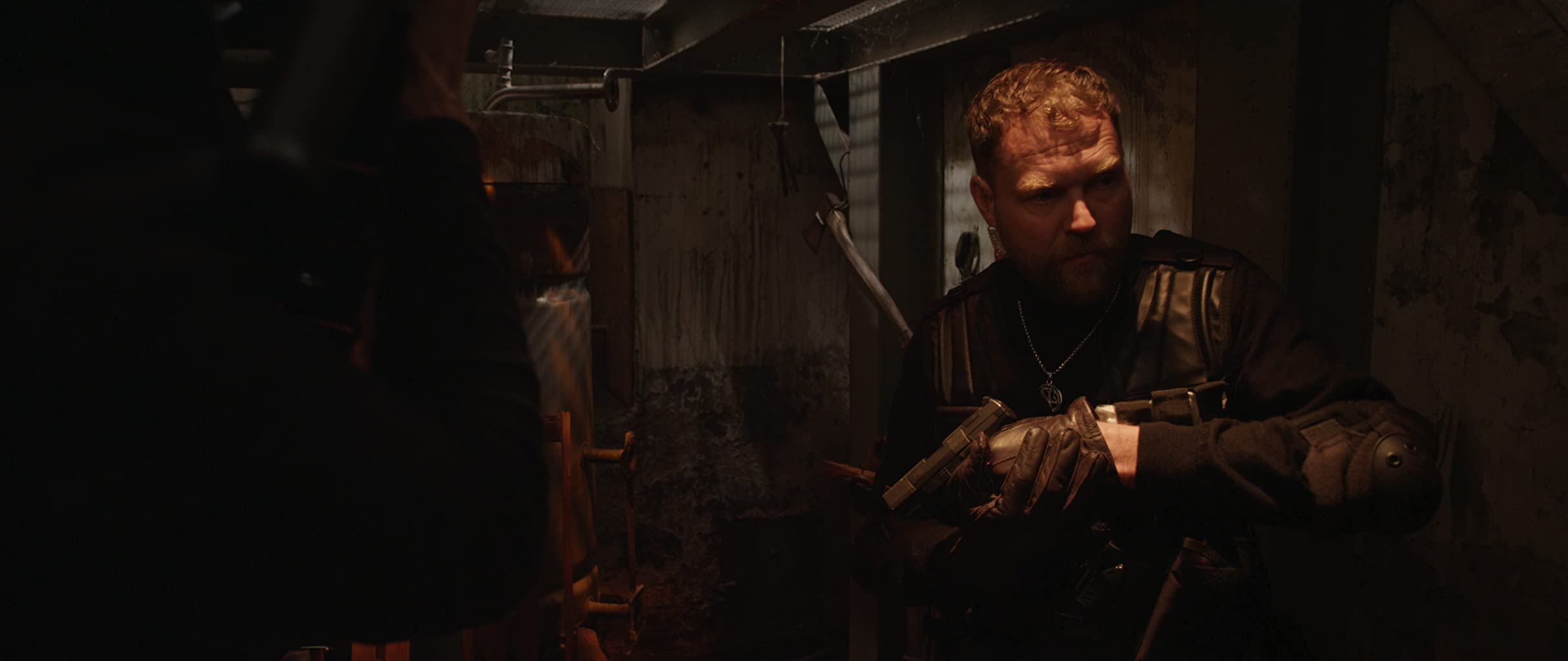 Фото - : 2427x1024 / 70 Кб