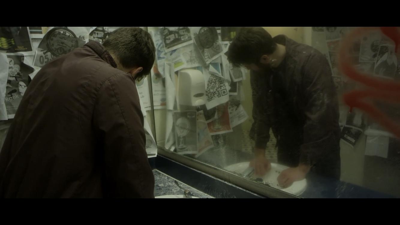 Фото - : 1334x750 / 56 Кб