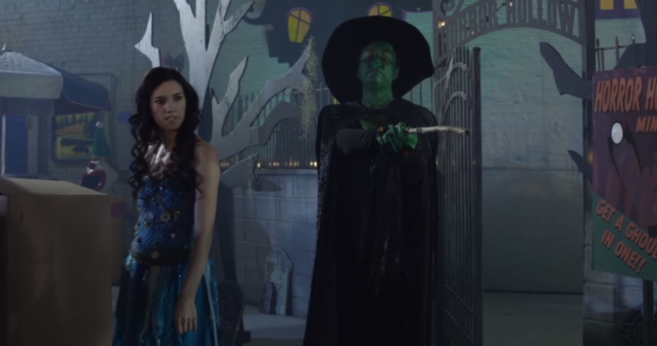 Фото - : 1352x713 / 61 Кб