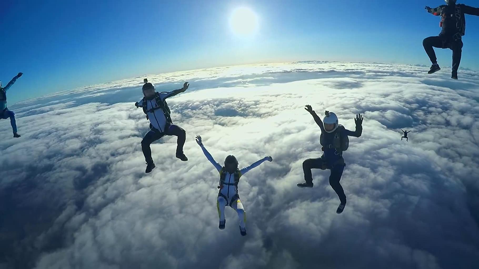 Фото - : 1820x1024 / 115 Кб