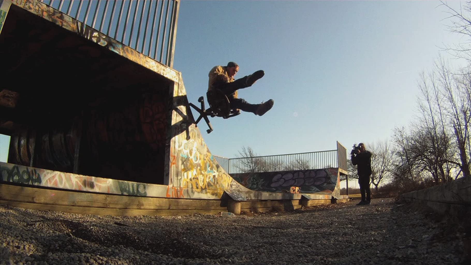 Фото - : 1820x1024 / 171 Кб