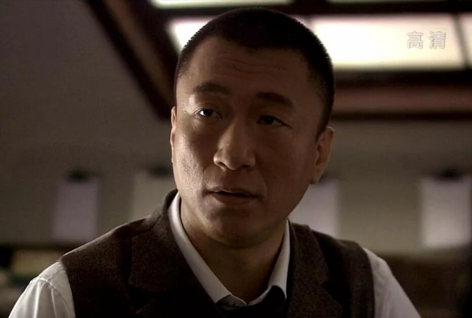 Фото - : 932x629 / 111 Кб