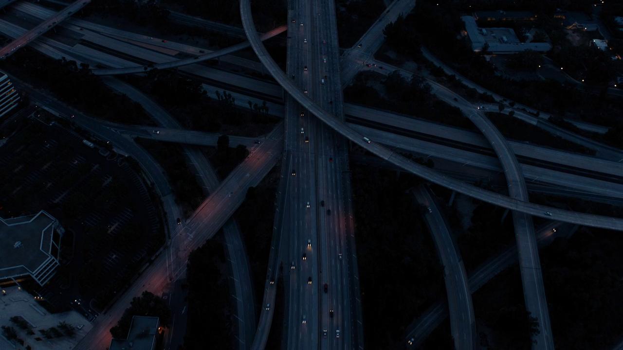 Фото - : 1280x720 / 69 Кб