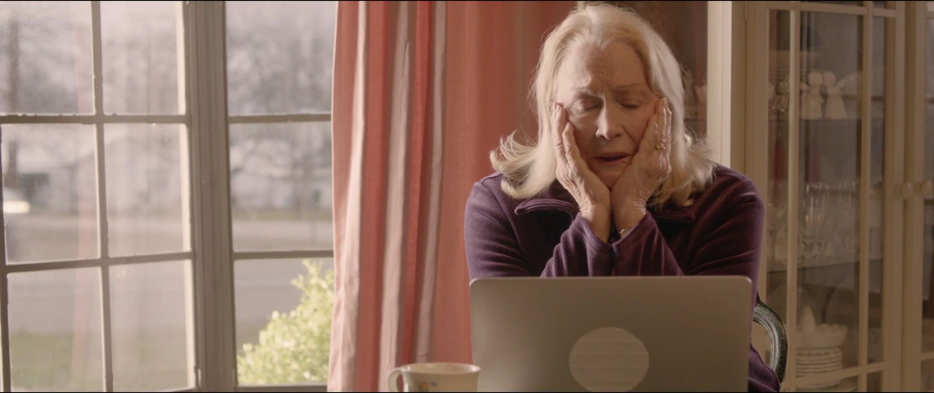 Фото - : 1920x808 / 113 Кб