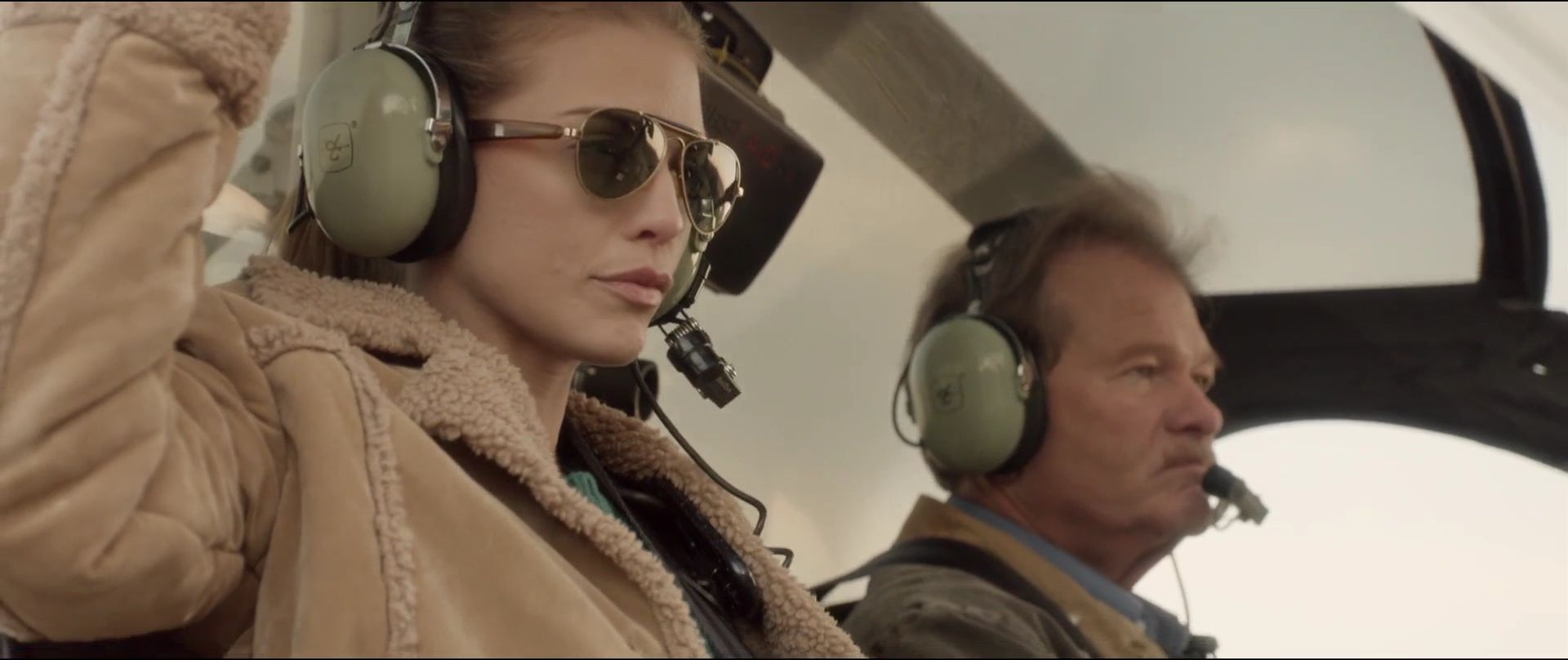 Фото - : 1920x808 / 103 Кб