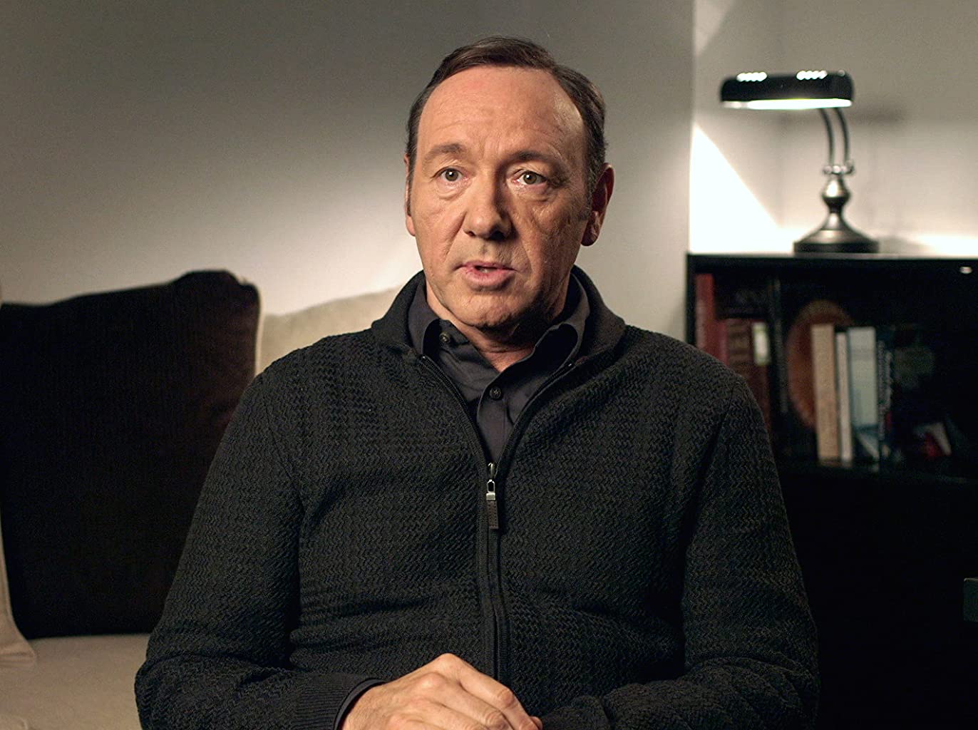 Фото - : 1372x1024 / 139 Кб