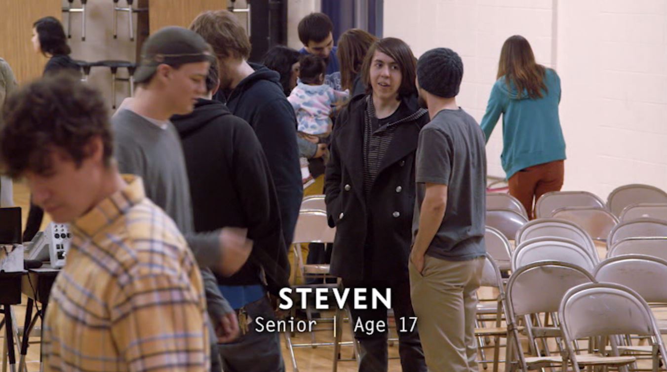 Фото - : 1351x754 / 110 Кб