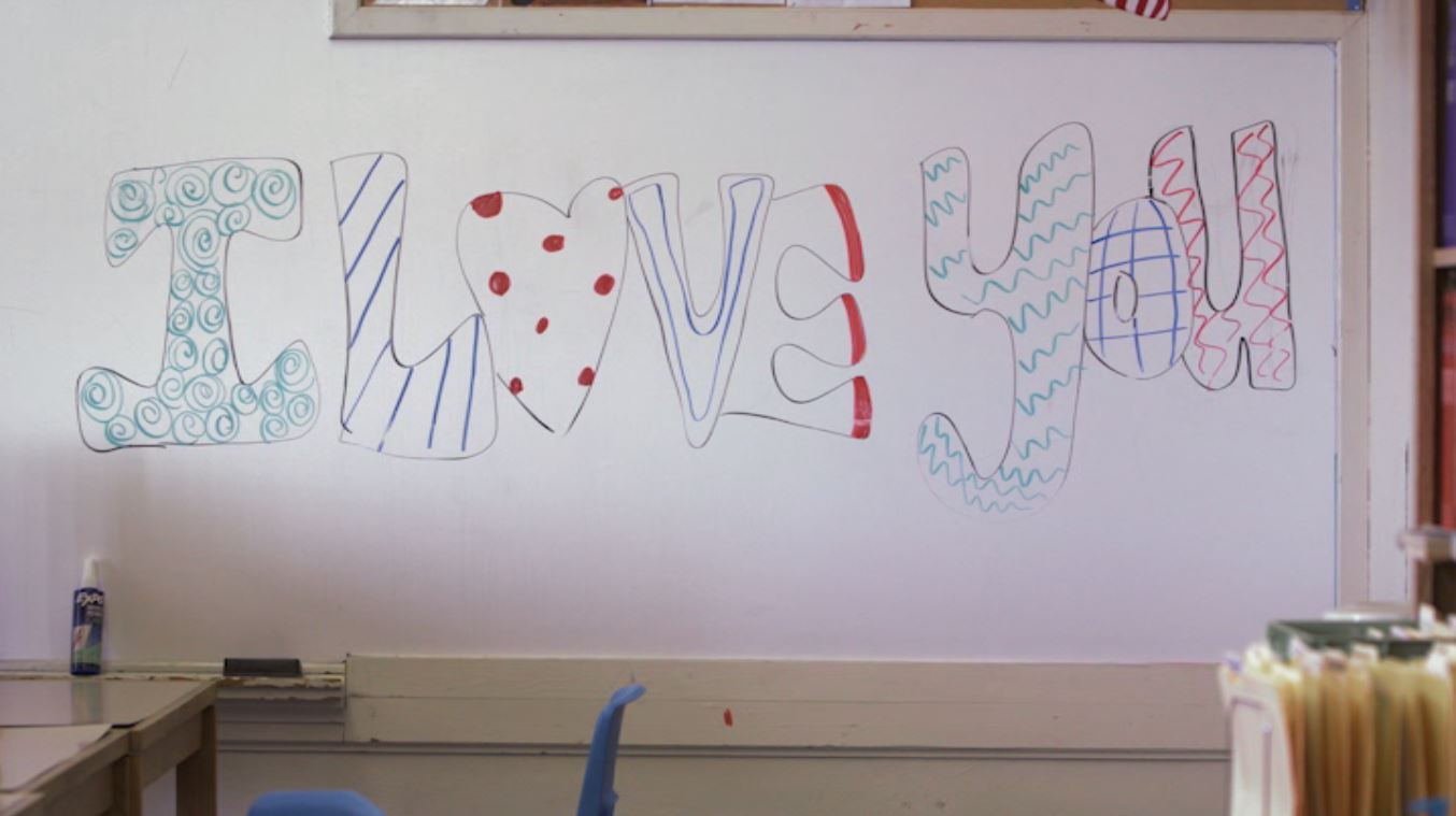 Фото - : 1354x759 / 73 Кб