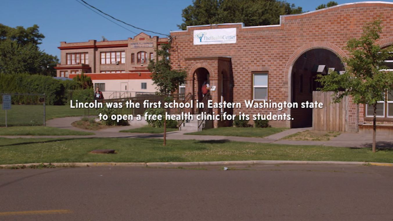 Фото - : 1353x760 / 137 Кб