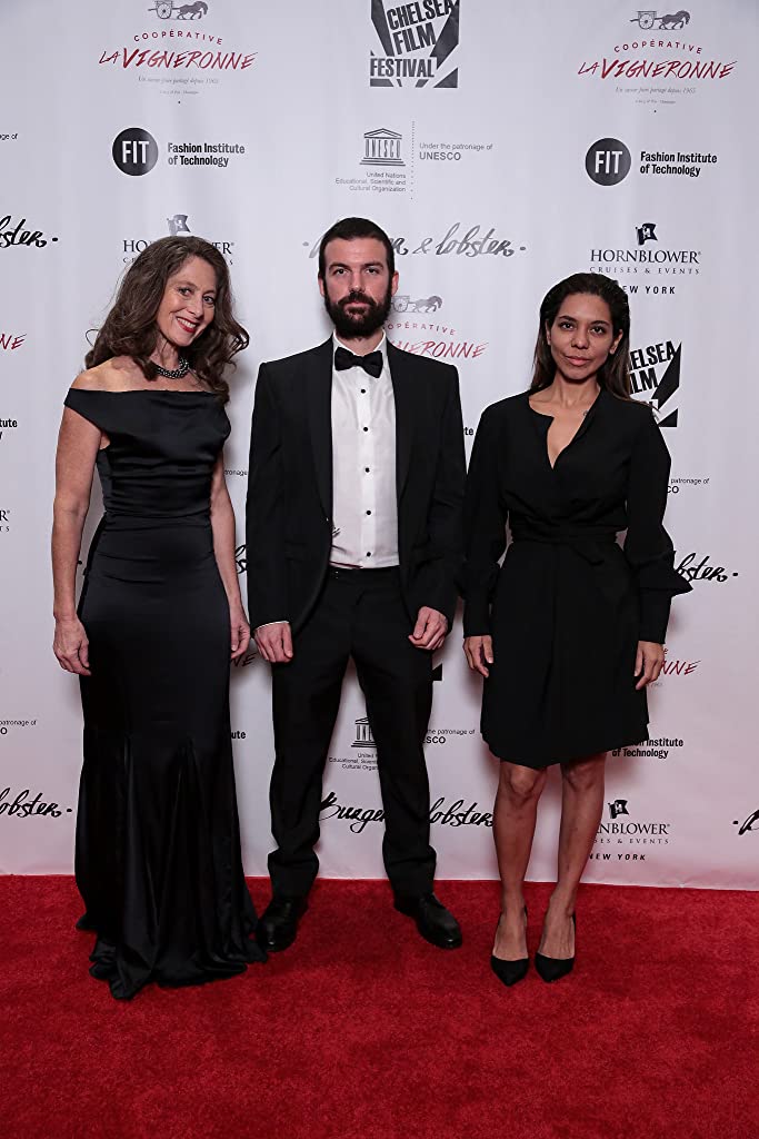 Фото - : 683x1024 / 80 Кб