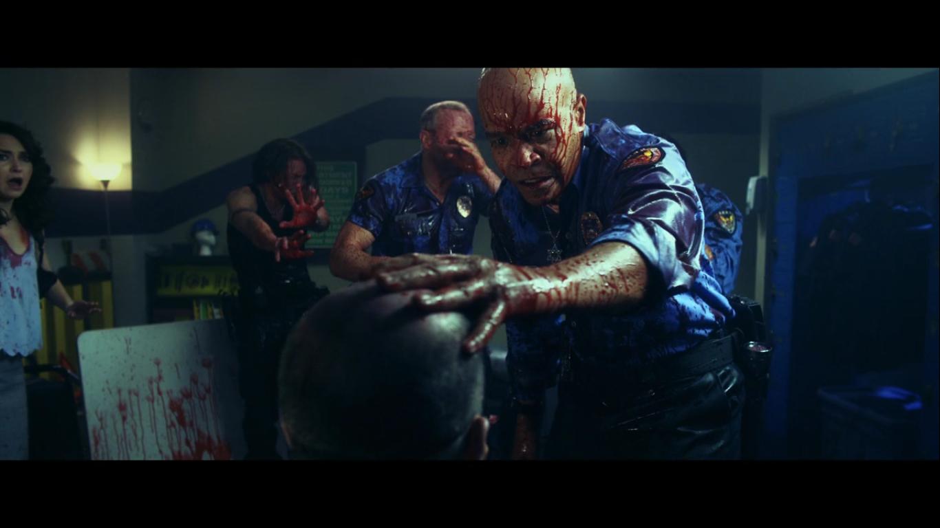 Фото - : 1366x768 / 57 Кб