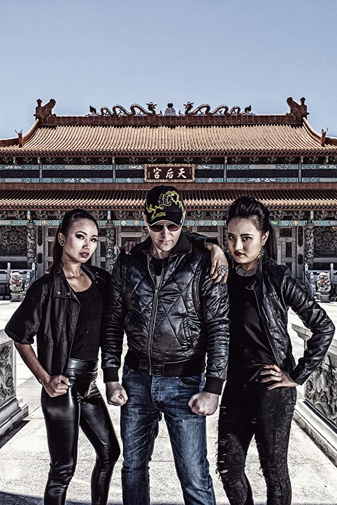 Фото - : 683x1024 / 170 Кб