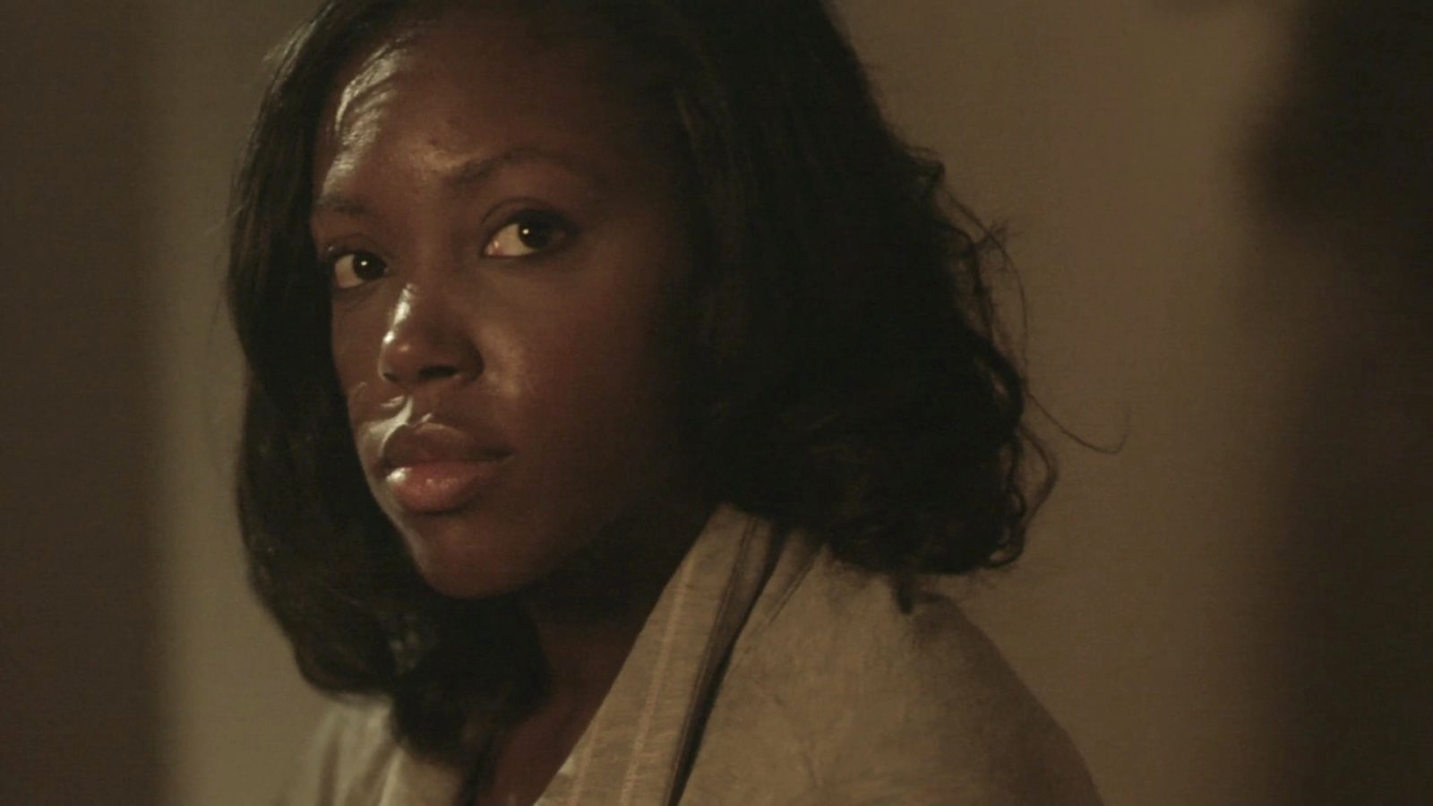 Фото - : 1600x900 / 129 Кб