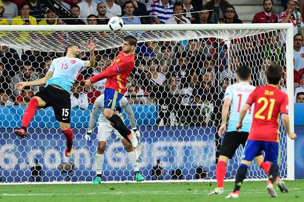 Фото - : 600x400 / 129 Кб