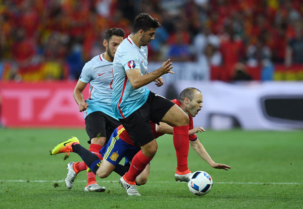 Фото - : 600x414 / 83 Кб