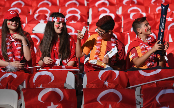 Фото - : 600x374 / 107 Кб