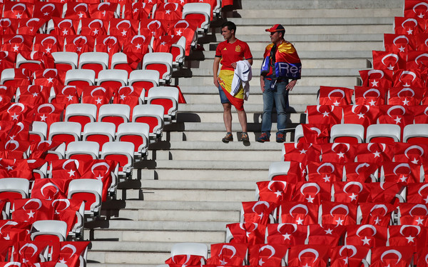 Фото - : 600x374 / 136 Кб