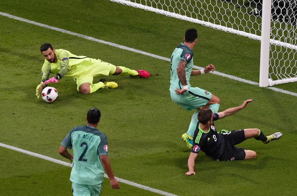 Фото - : 600x395 / 84 Кб