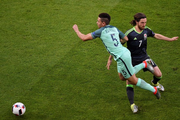 Фото - : 600x399 / 98 Кб