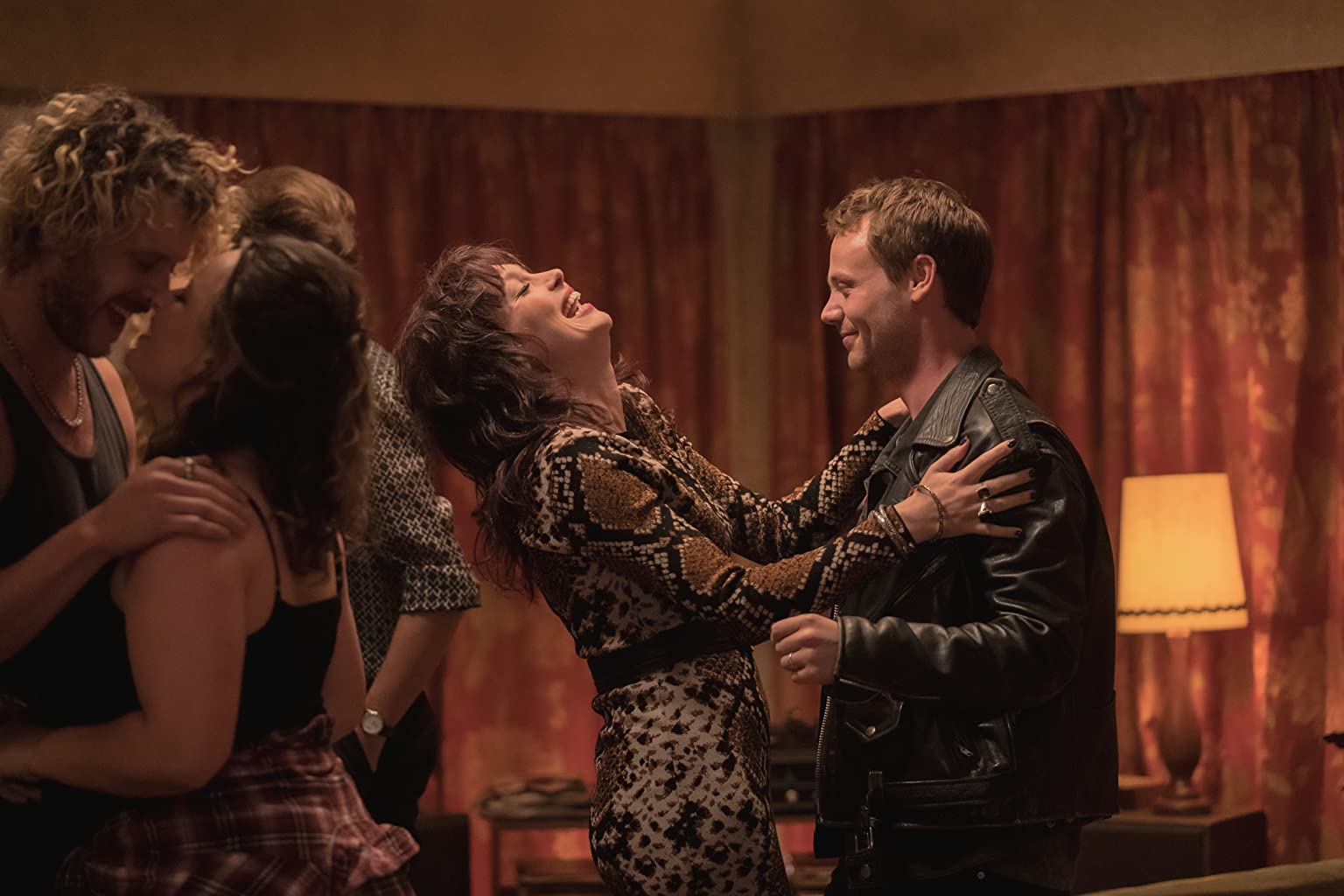 Фото - : 1536x1024 / 117 Кб