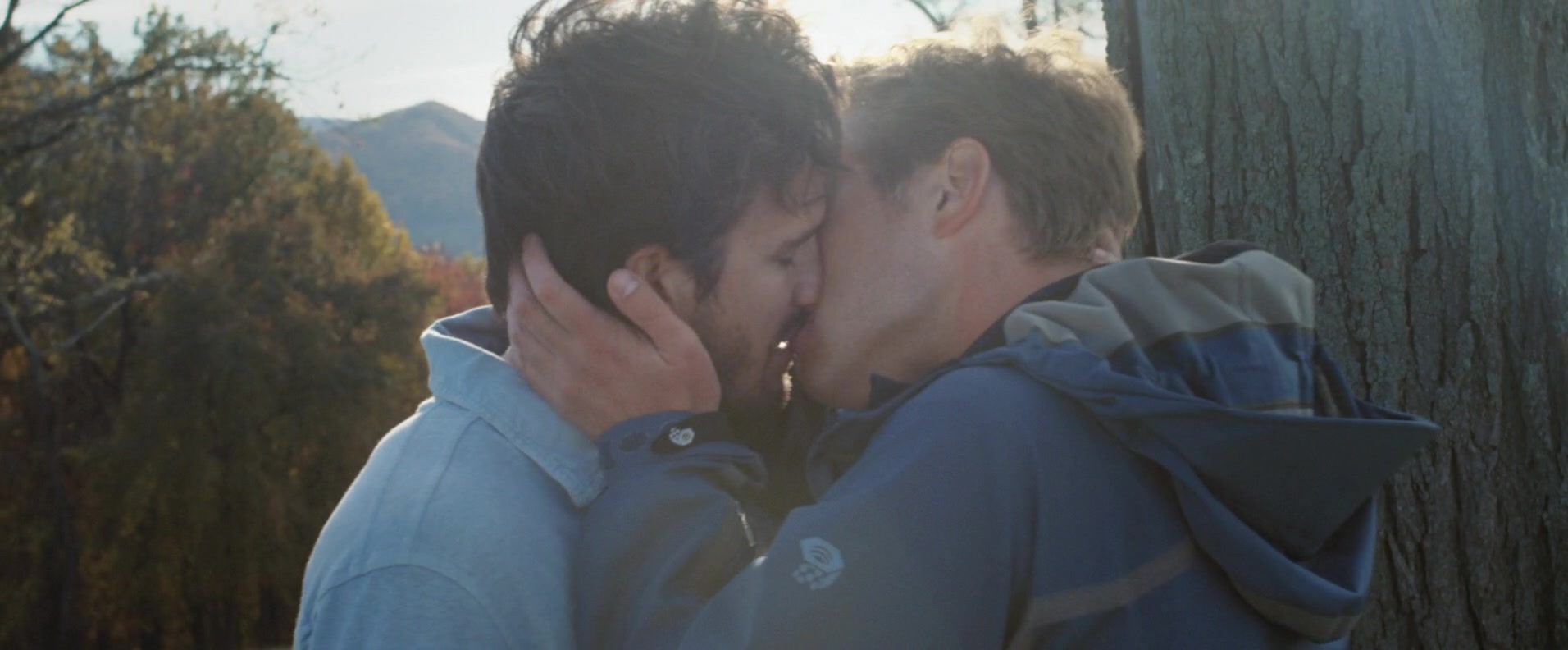 Фото - : 1912x792 / 116 Кб