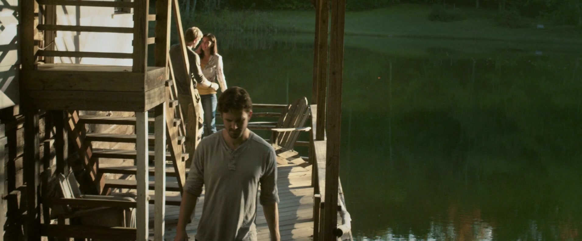 Фото - : 1912x792 / 151 Кб