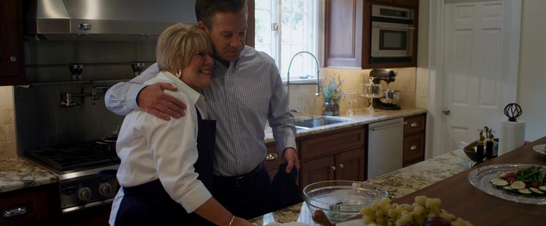 Фото - : 1912x792 / 150 Кб