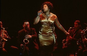 Фото - На всю катушку: 306x197 / 13 Кб