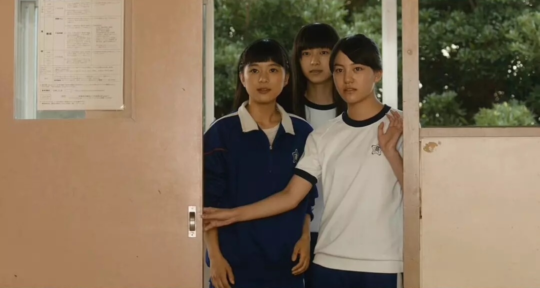 Фото - : 1080x576 / 127 Кб