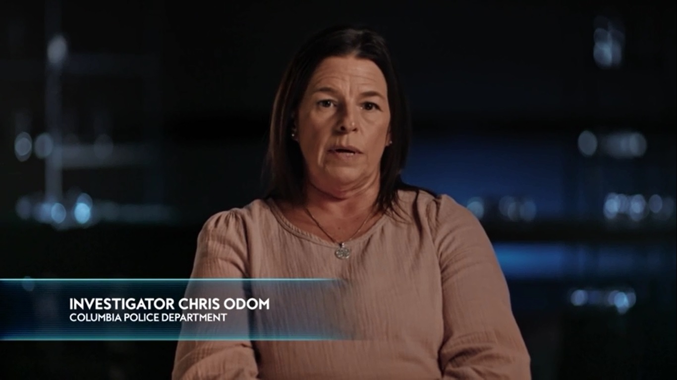 Фото - : 1366x768 / 119 Кб