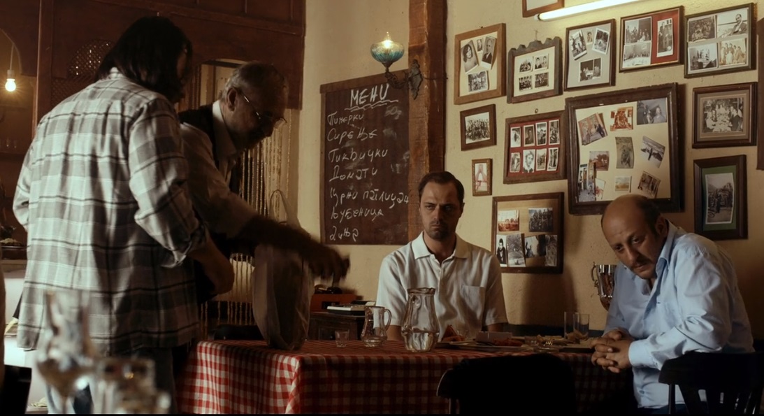 Фото - : 1093x595 / 178 Кб