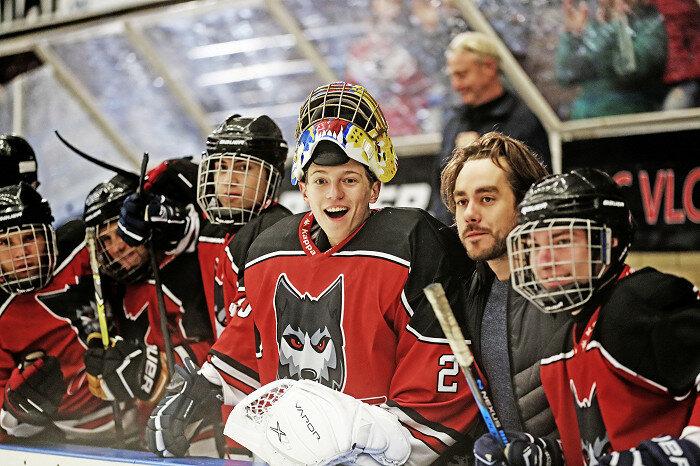 Фото - Хоккей навсегда: 700x466 / 81.81 Кб