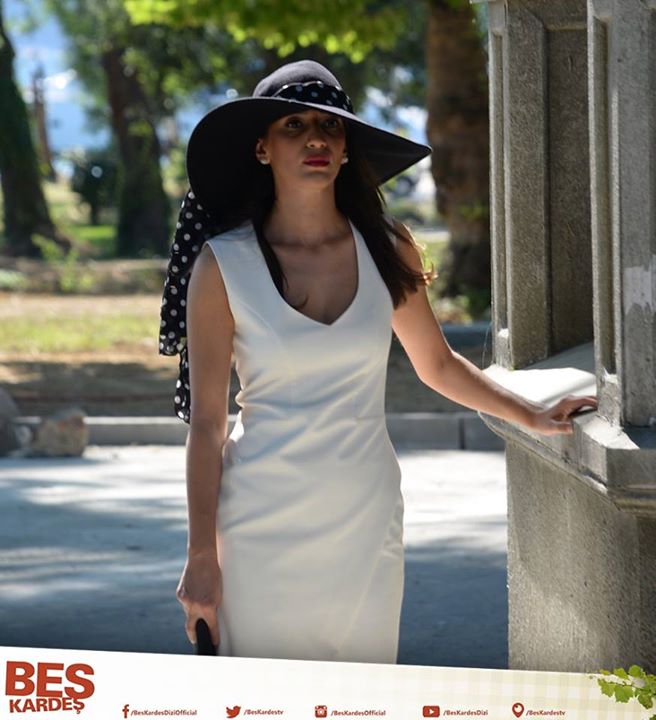 Фото - : 656x720 / 65 Кб