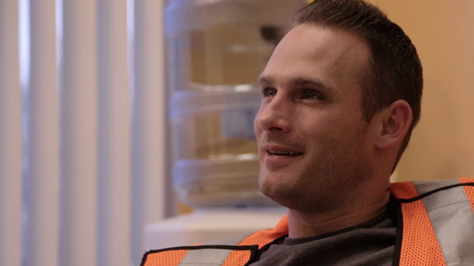 Фото - : 1820x1024 / 73 Кб