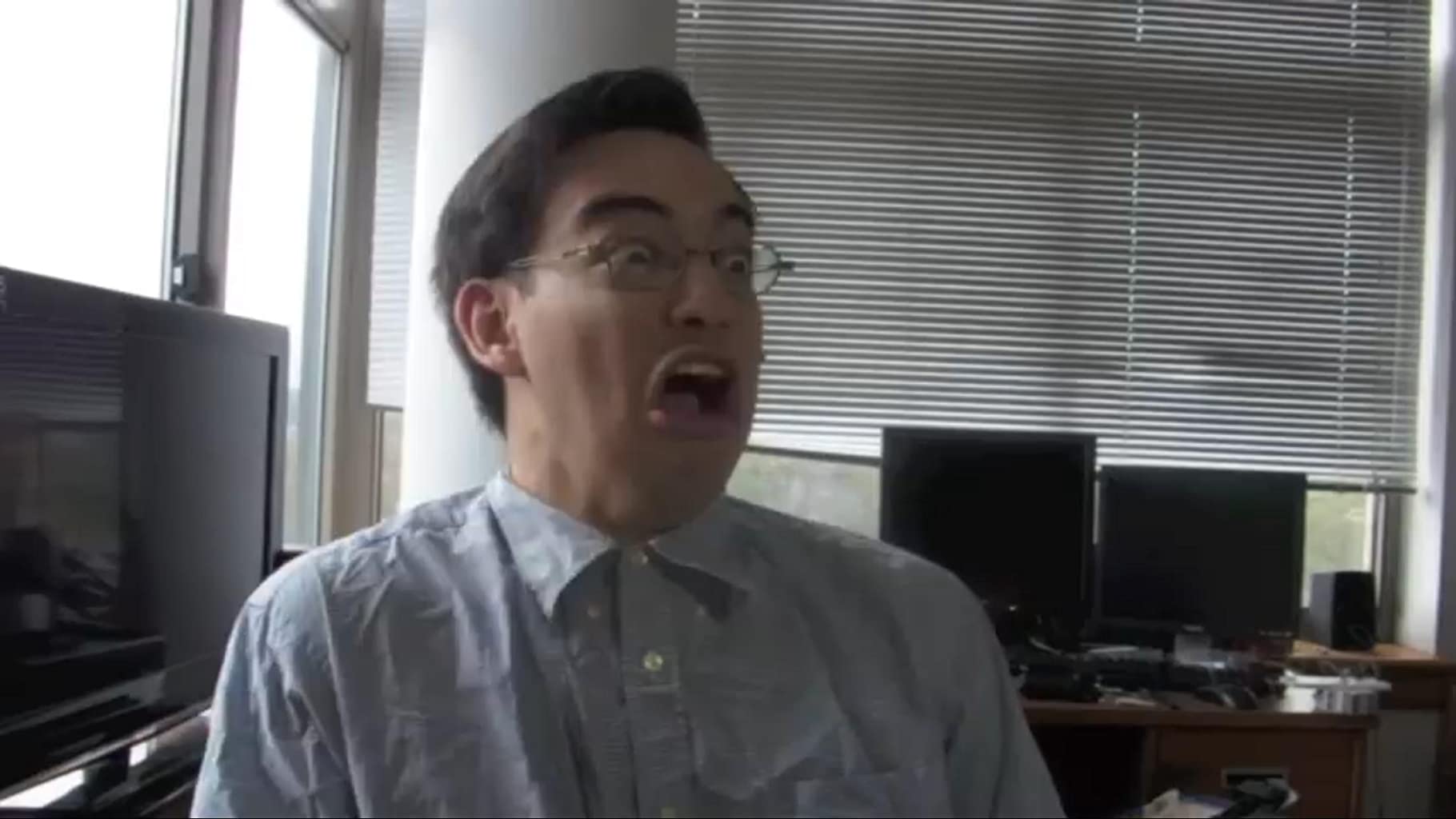 Фото - : 1820x1024 / 101 Кб